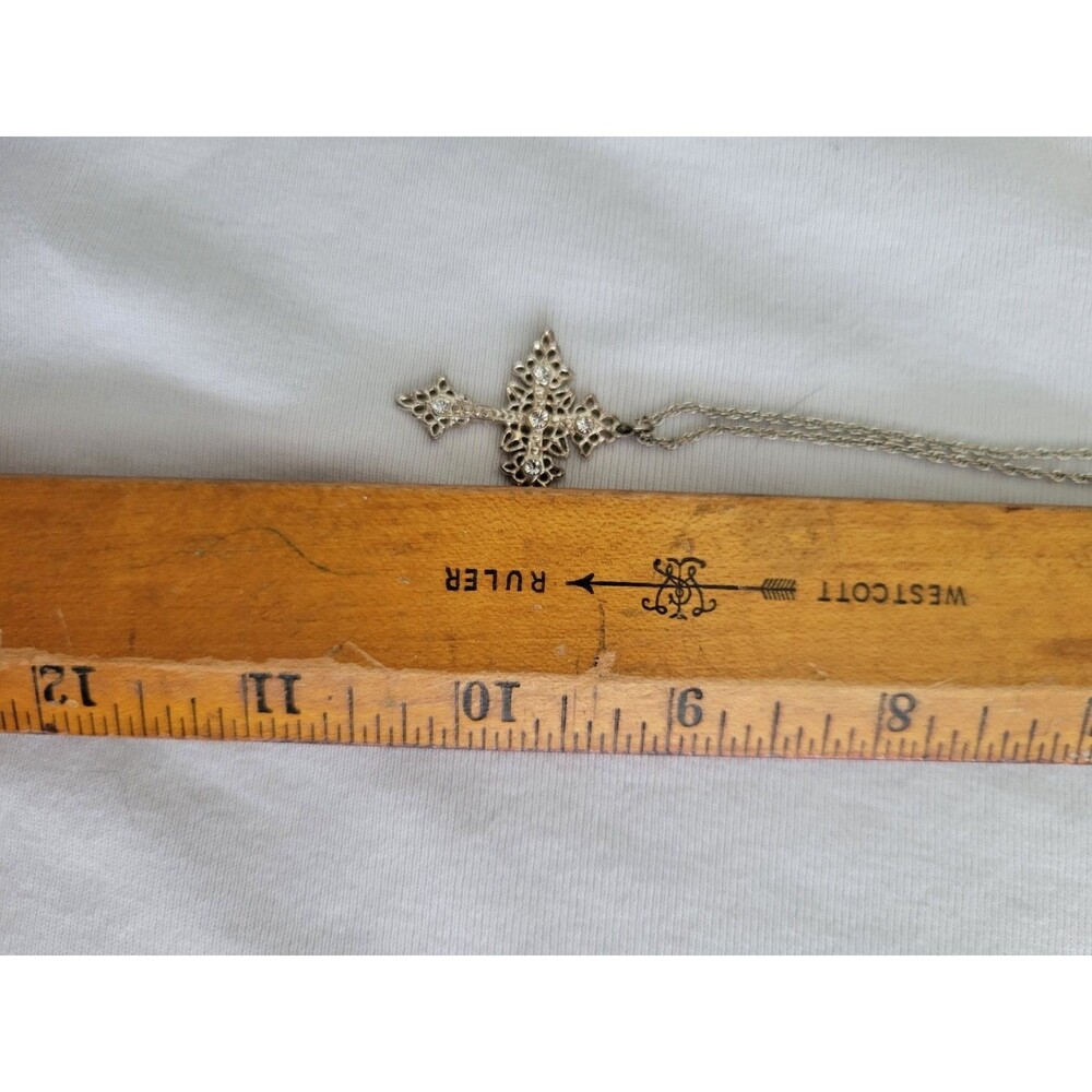 Vintage 1928 Signed Silvertone Cross and Rhinestones On 18” Chain - Picture 7 of 7